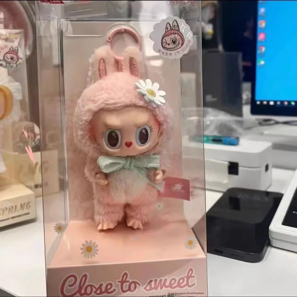 Labubu™ Sweetheart Doll – Mokoko 1st Gen Remastered Mini Plush Pendant | 17CM Vinyl Kawaii Collectible by Hot Toys