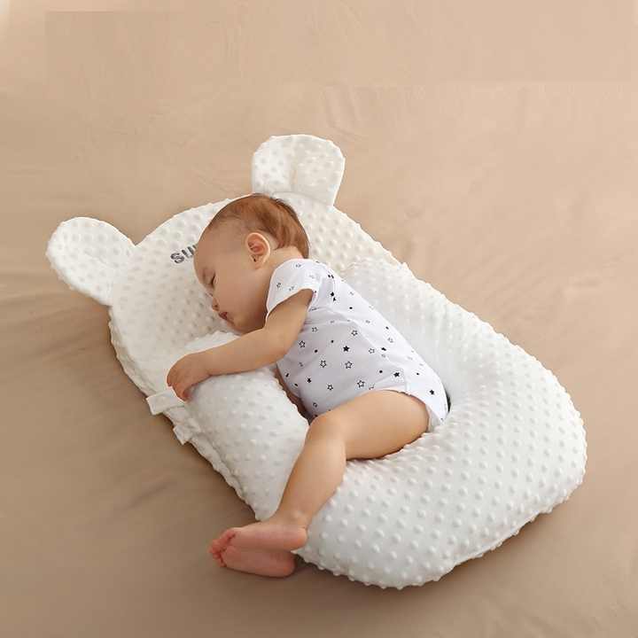 Four Season Anti-Milk Overflow & Choking Pillow – Baby Feeding Tool & Anti-Spitting Slope Pad