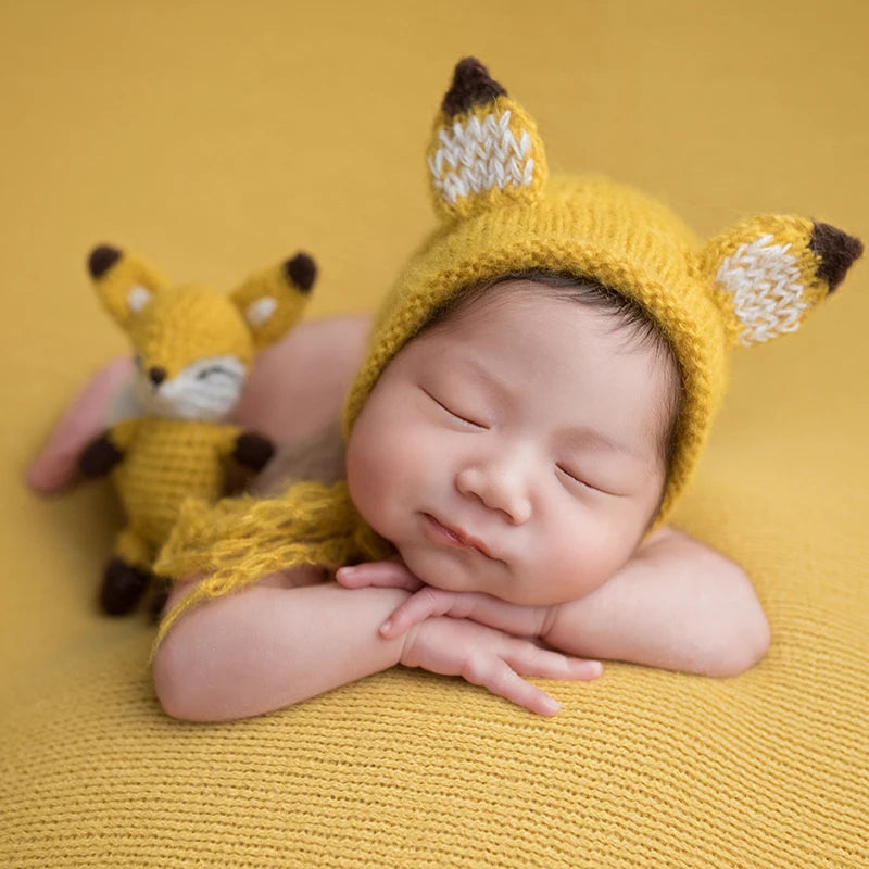 Handmade Newborn Bonnet &amp; Toy Set  Wool Photography Props
