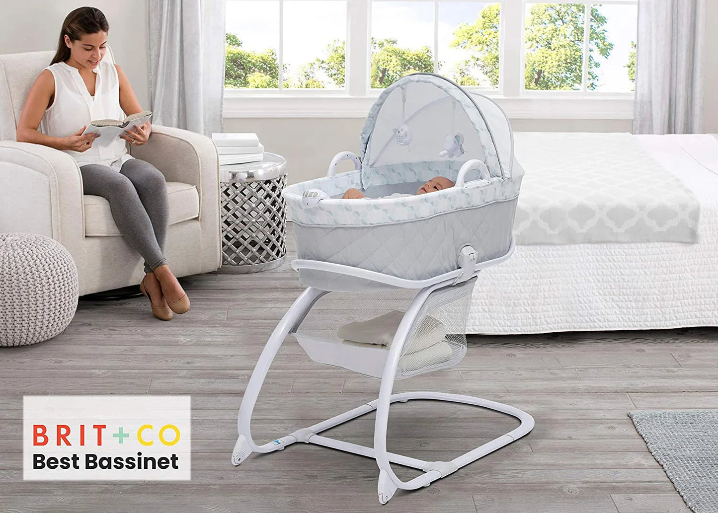 2-in-1 Baby Rocking Bassinet with Music