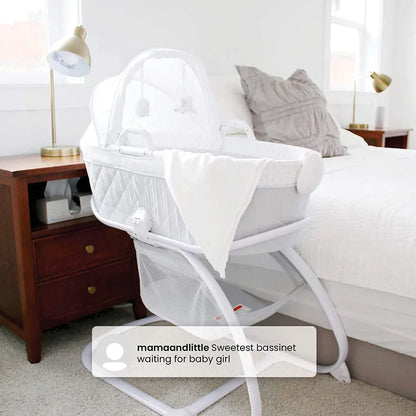 2-in-1 Baby Rocking Bassinet with Music