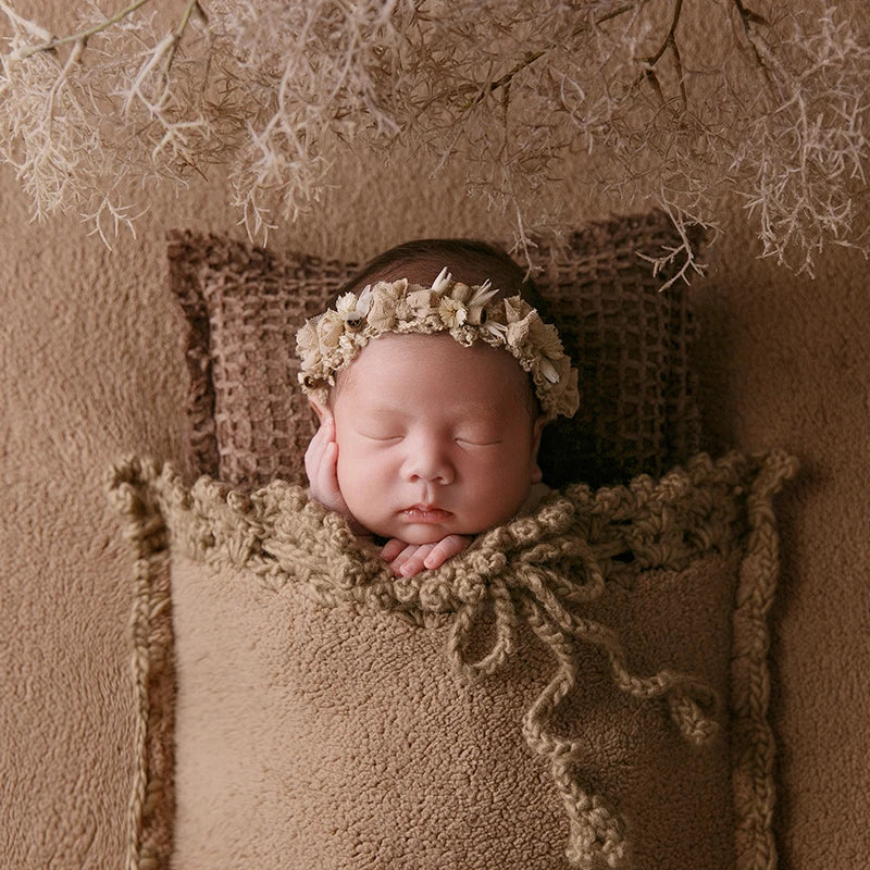 Baby Sleeping Bag Blanket – Brown Newborn Photography Prop for 0–6 Months