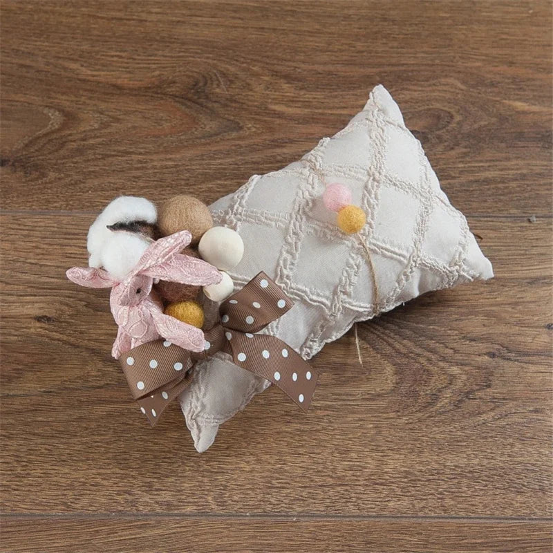 📷 DVOTINST™ Newborn Photography Set – 3PCS Baby Photo Props in Beige (Hat, Wrap & Doll) | Unisex Soft Outfit for 0–1Y